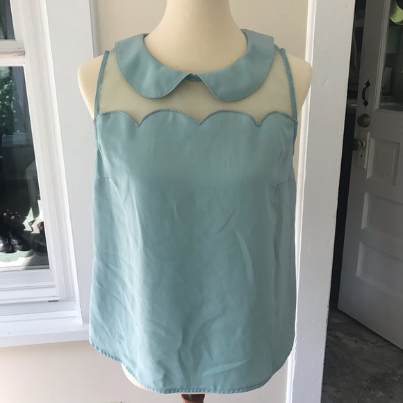 LC Lauren Conrad Tops - Pretty Peter Pan collar mint green top like new